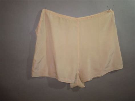 1940s womens silk panties real silk lingerie shell button closures 35 37 waist on etsy