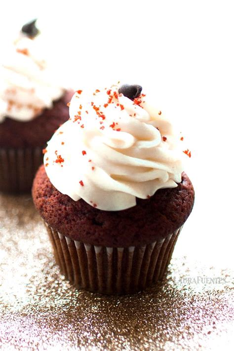 red velvet cupcakes with cream cheese frosting recipe