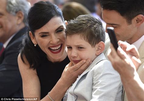 Julianna Margulies Awarded Star On Hollywood Walk Of Fame Daily Mail