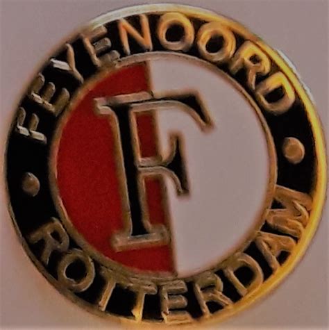 feyenoord fc club badge   scottish football memorabilia