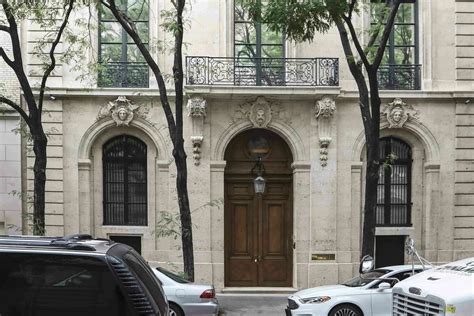 jeffrey epstein s nyc townhouse at the center of sex