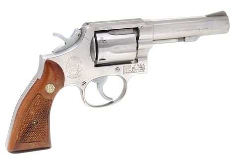boxed stainless steel smith wesson  cal revolver