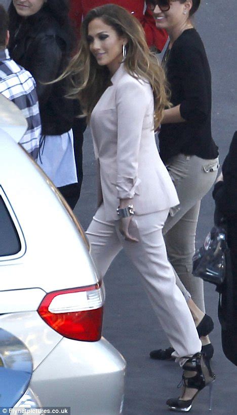 Jennifer Lopez Goes For Understated Sex Appeal In Suit For American