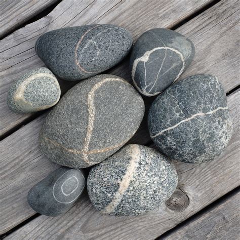 common beach stone identification including dolomite quartz serpentine syenite