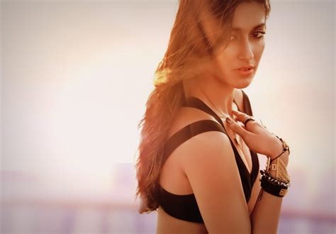 best ileana d cruz hd photos and hot images download 1080p hd images and wallpapers