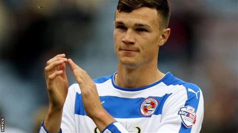 Reading Jake Cooper Signs Contract Extension Until 2018 Bbc Sport
