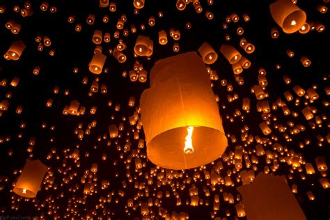chinese  year flying lantern lodged  engine delays beijing