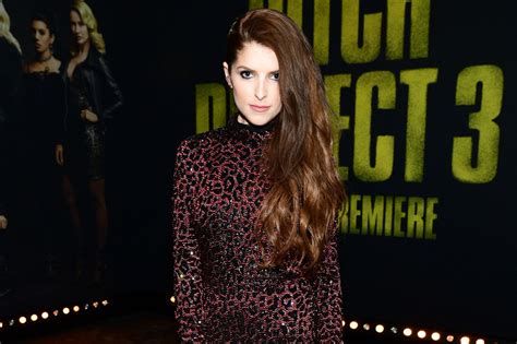 pcheng photography movies anna kendrick sings  heart   pitch perfect