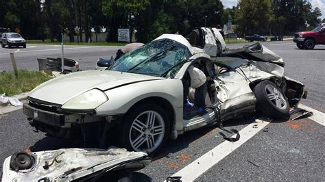ocala post  vehicle crash   injuries