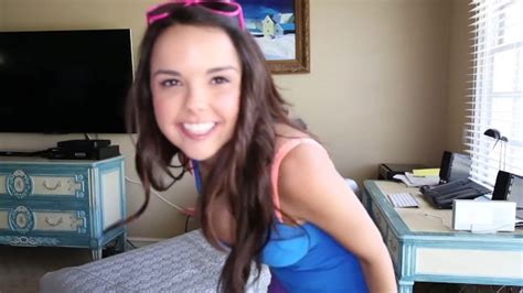 dagfs dillion harper strips and touches herself thumbzilla