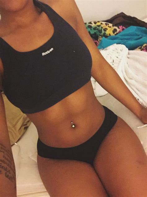 75 Most Unique Belly Button Piercing Ideas Piercing Na Barriga