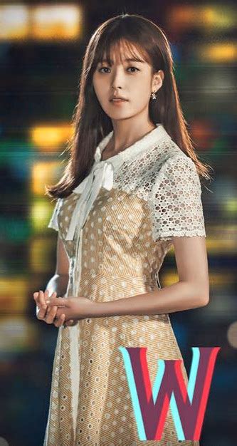 han hyo joo s style in the k drama “w” the yesstylist asian fashion blog brought to you by