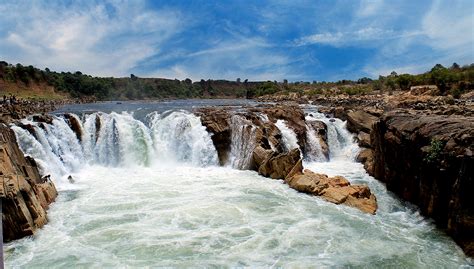 waterfalls  madhya pradesh biggest waterfalls  madhya pradesh