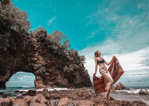 3 Destinasi Wisata Pantai Di Maluku Bagai Surga Alam