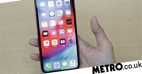 Is Iphone Xs Max Too Expensive Apple S Phone Will Cost Up To £1 449