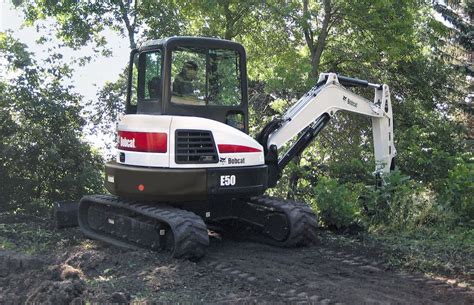 bobcat company  excavators heavy equipment guide