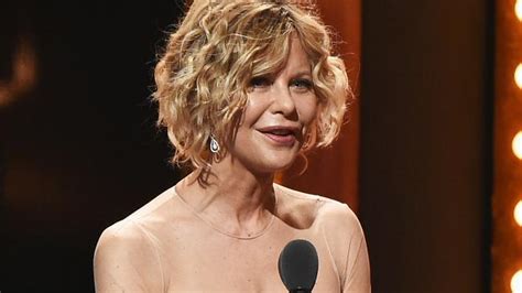 meg ryan shocks with dramatically different face at tony awards 2016