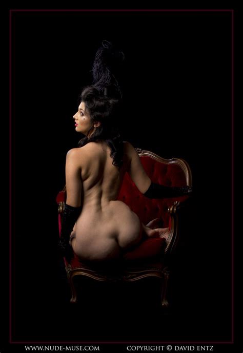scarlett morgan parisian curves for nude muse curvy erotic