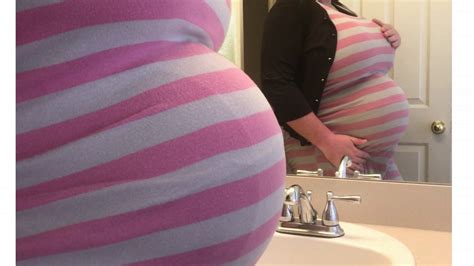 big pregnant belly in the mirror 9 month pregnant youtube