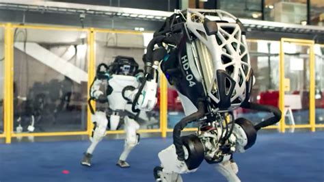 Boston Dynamics Robots Are Dancing Now And Yes It S Still Scary