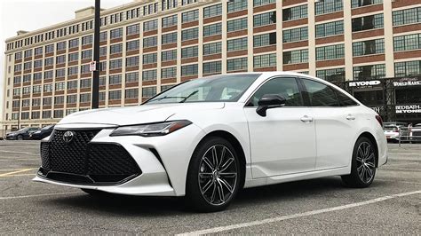 toyota avalon hybrid test drive review  full size sedan   compact cars thirst  gas