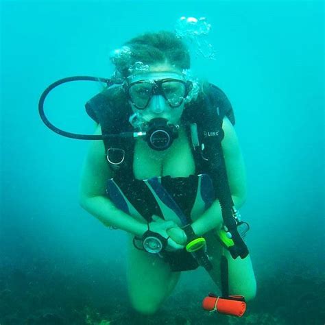 dive diving scuba diver girls scuba girl