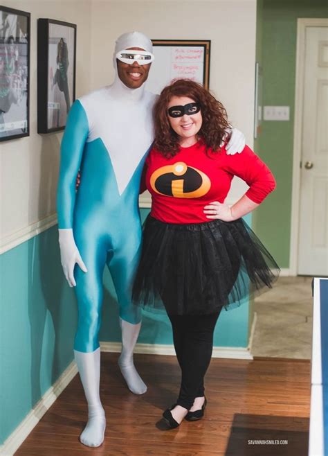 Frozone Mrs Incredible Diy Superhero Costume Running Costumes Diy