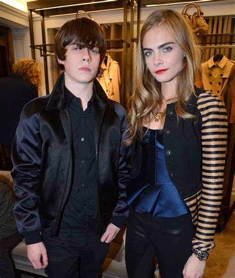 delevingne dated   exes  dating history