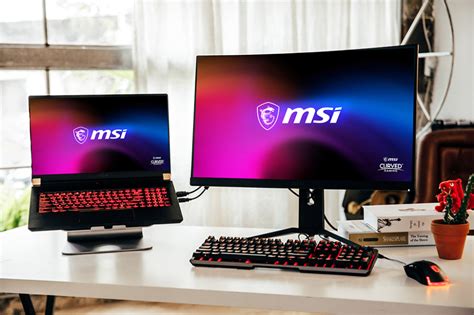 connect  laptop  multiple gaming monitors