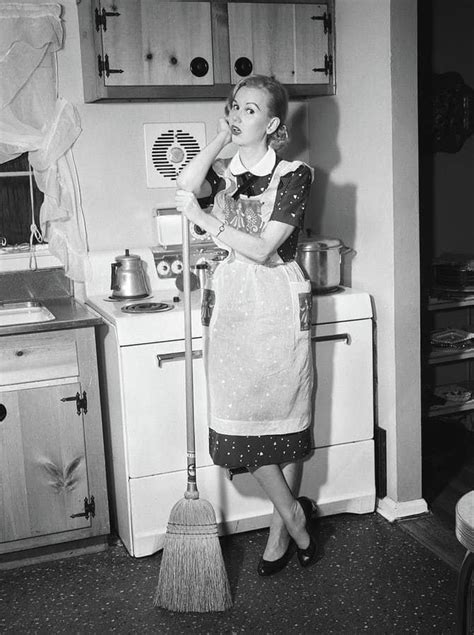 Housewife Photos Vintage Housewife 1950s Housewife Retro Images