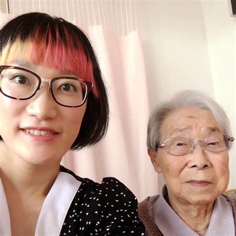 松浦志穂さんのインスタグラム写真 松浦志穂instagram 「おばあちゃんが8月17日で100歳になりましたっ㊗️㊗️㊗️凄いんです