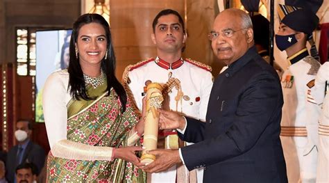 pv sindhu receives padma bhushan mary kom rani rampal  honoured