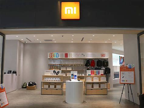 xiaomi opens  official retail store experience centre  suntec   oct