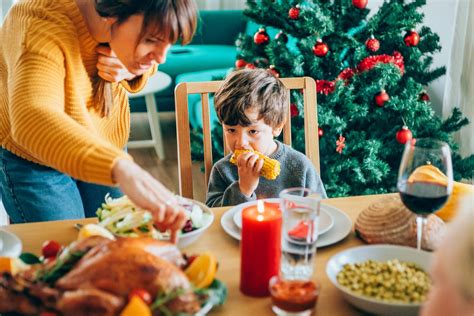 picky eating and thanksgiving dinner are fine companions experts say