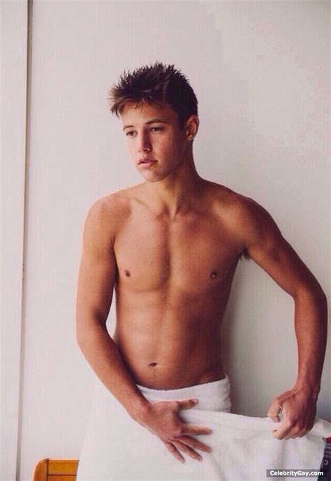 cameron dallas nude leaked pictures and videos celebritygay