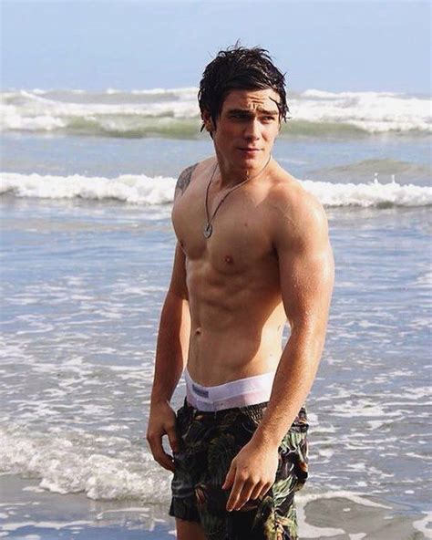 Kj Apa Apa Shirtless Riverdale Archie