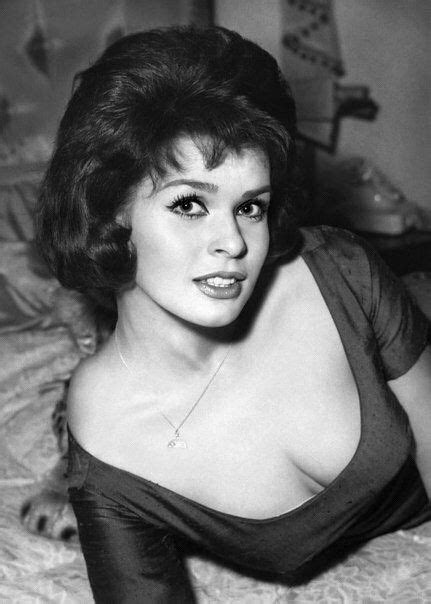 Senta Berger In 2020 Celebrity Pictures Actresses Classic Actresses