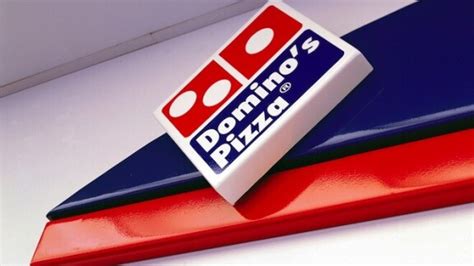 dominos  offer discounts  facebook  anniversary