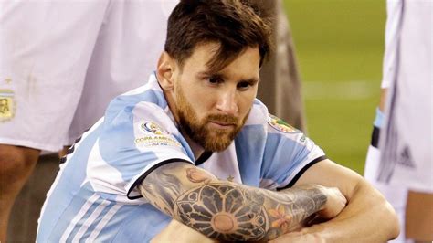 la despedida   fue hace seis anos lionel messi anunciaba su retiro de la seleccion argentina