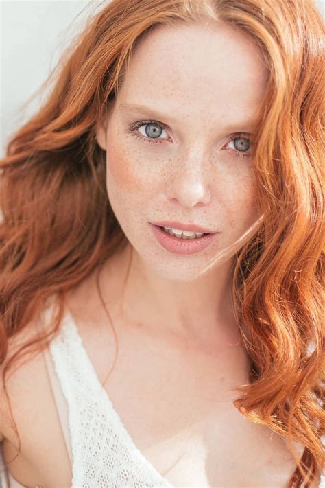 Pin By Island Master On Freckles Gingers Red Blonde Hair Blue Eyes