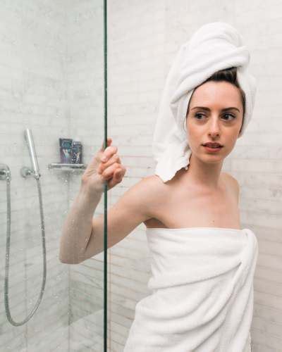 Female Shower Selfies – Telegraph