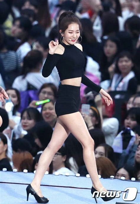 Pin Oleh Lann Pya Kyal Di Red Velvet Gadis Korea Seulgi