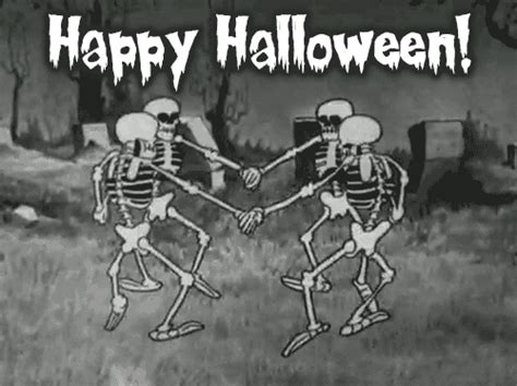 halloween s find and share on giphy