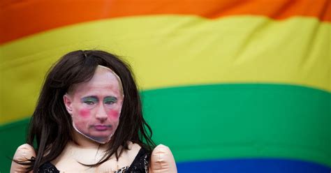russia proposes law to expel foreigners who push ‘lgbtq propaganda