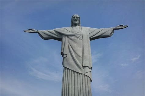incredible facts  christ  redeemer statue traveler dreams