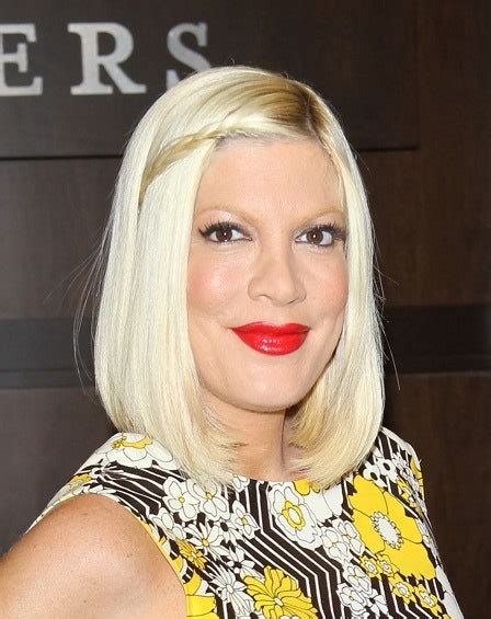 A Quick Way To Jazz Up A Bob Haircut Courtesy Of Tori Spelling Glamour