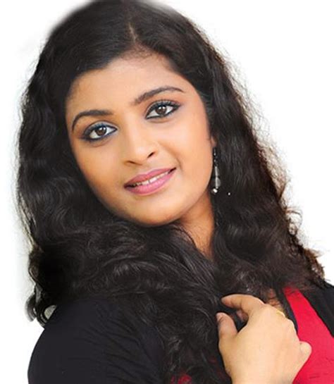 shalu kurian actress in malayalam tamil television serial