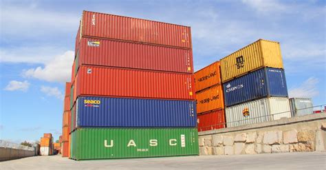 ventajas  inconvenientes del transporte de mercancias en contenedor maritimo