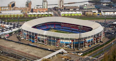 stadion feyenoord moet rotterdam minder kosten nederlands voetbal adnl