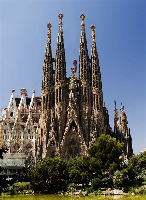 sagrada familia barcelona spain world travel destinations
